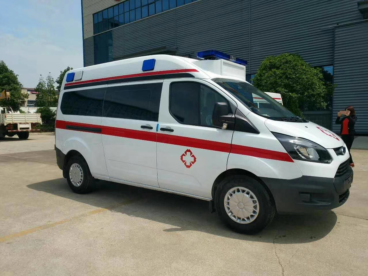 平南县出院转院救护车